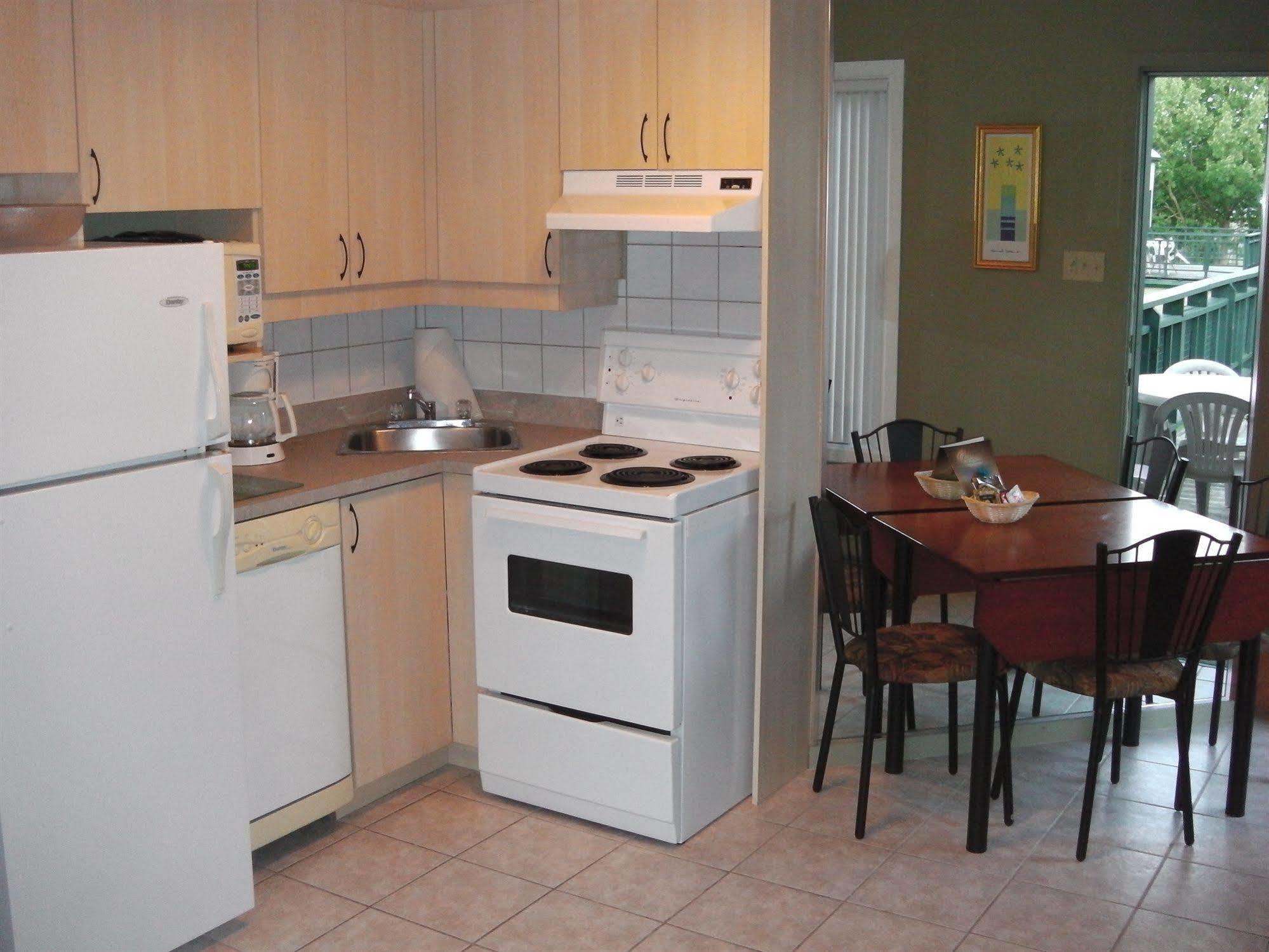 Holiday Villa Resorts At Mont Ste Anne Beaupré Εξωτερικό φωτογραφία